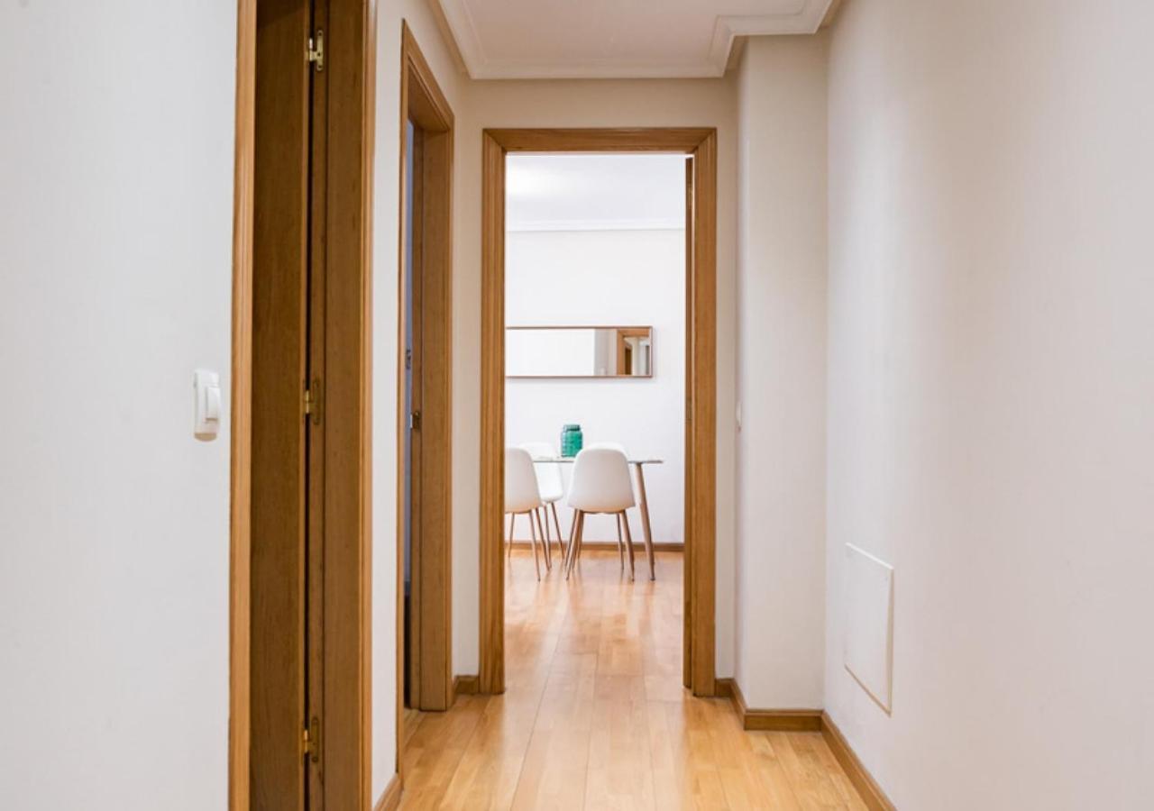 Apartamento céntrico con parking y Wifi Onís Esterno foto