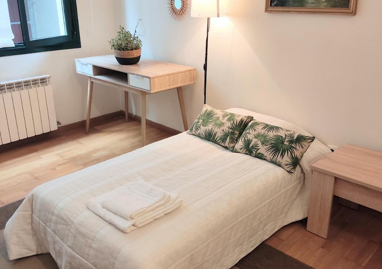 Apartamento céntrico con parking y Wifi Onís Esterno foto
