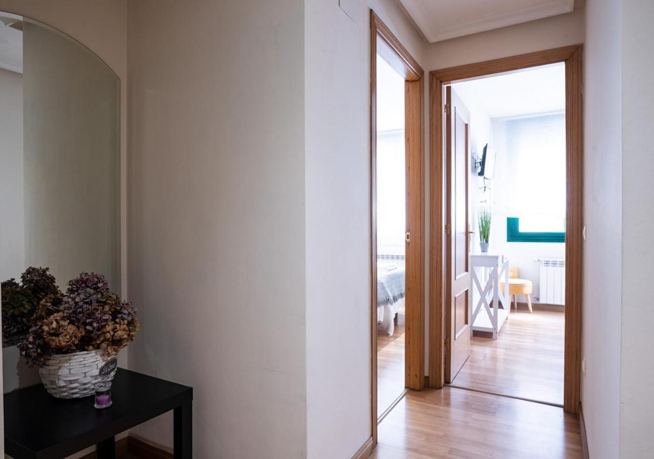 Apartamento céntrico con parking y Wifi Onís Esterno foto